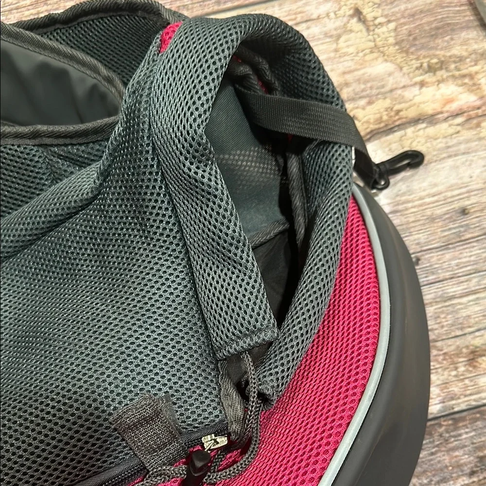 Yudodo Comfy Paws Pet Sling Carrier - Black and Pink